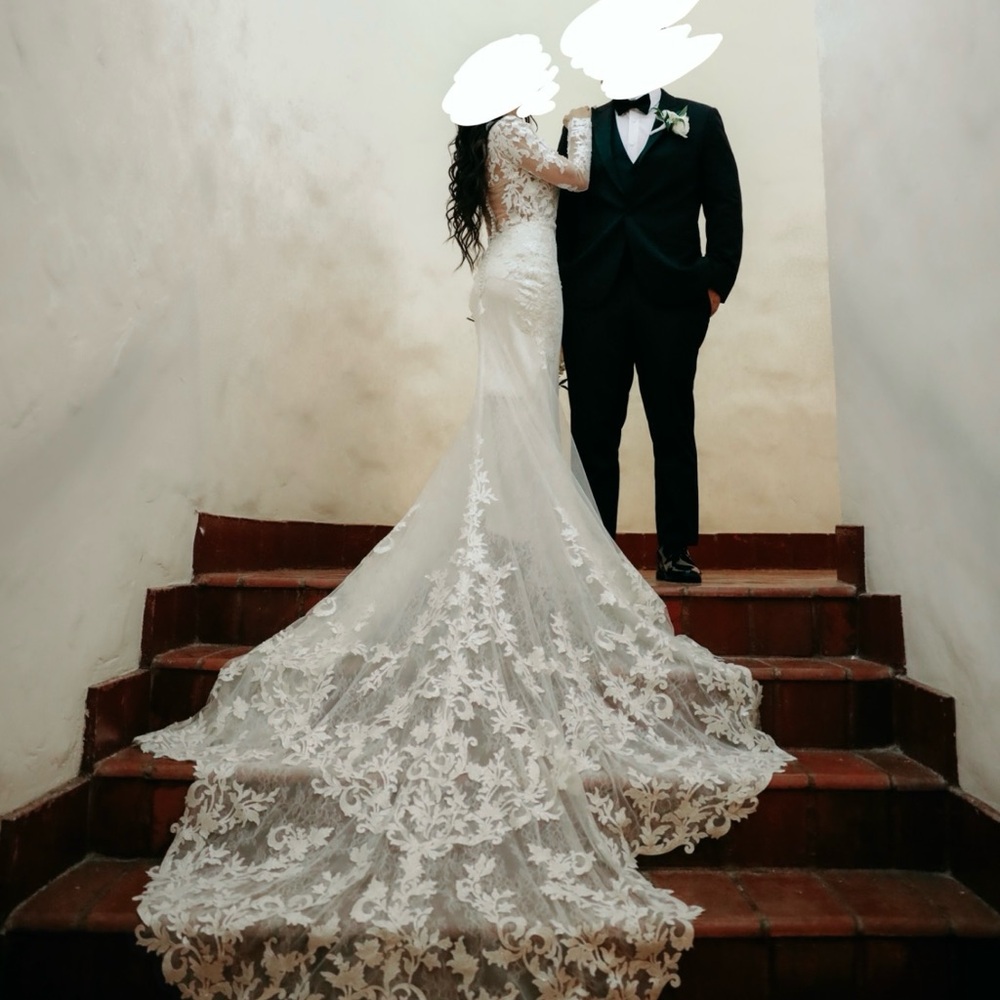Elegant White Lace Long Sleeve Dress - Picture 7 of 8